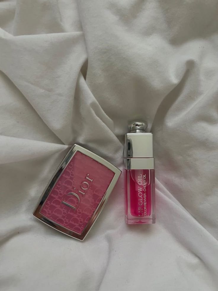 Luxury Glow and Color Set – Dior Lip Oil & Dior Blush Palette Duo