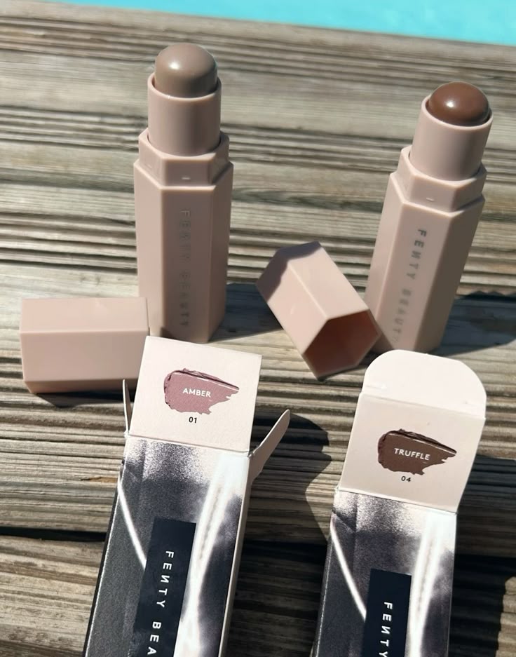 Fenty Beauty Contour Crayon Stick – Creamy, Blendable & Natural Definition