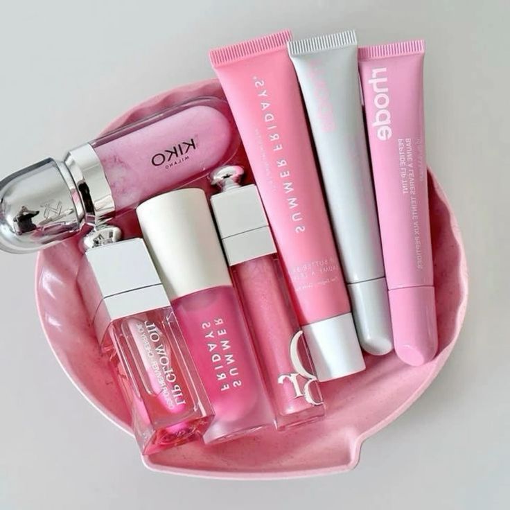 Luxury Hydrating Lip Set – Dior Lip Oil, Dior Lip Gloss, Summer Fridays Lip Balm & Lip Oil, Kiko Lip Gloss & Rhode Lip Tint