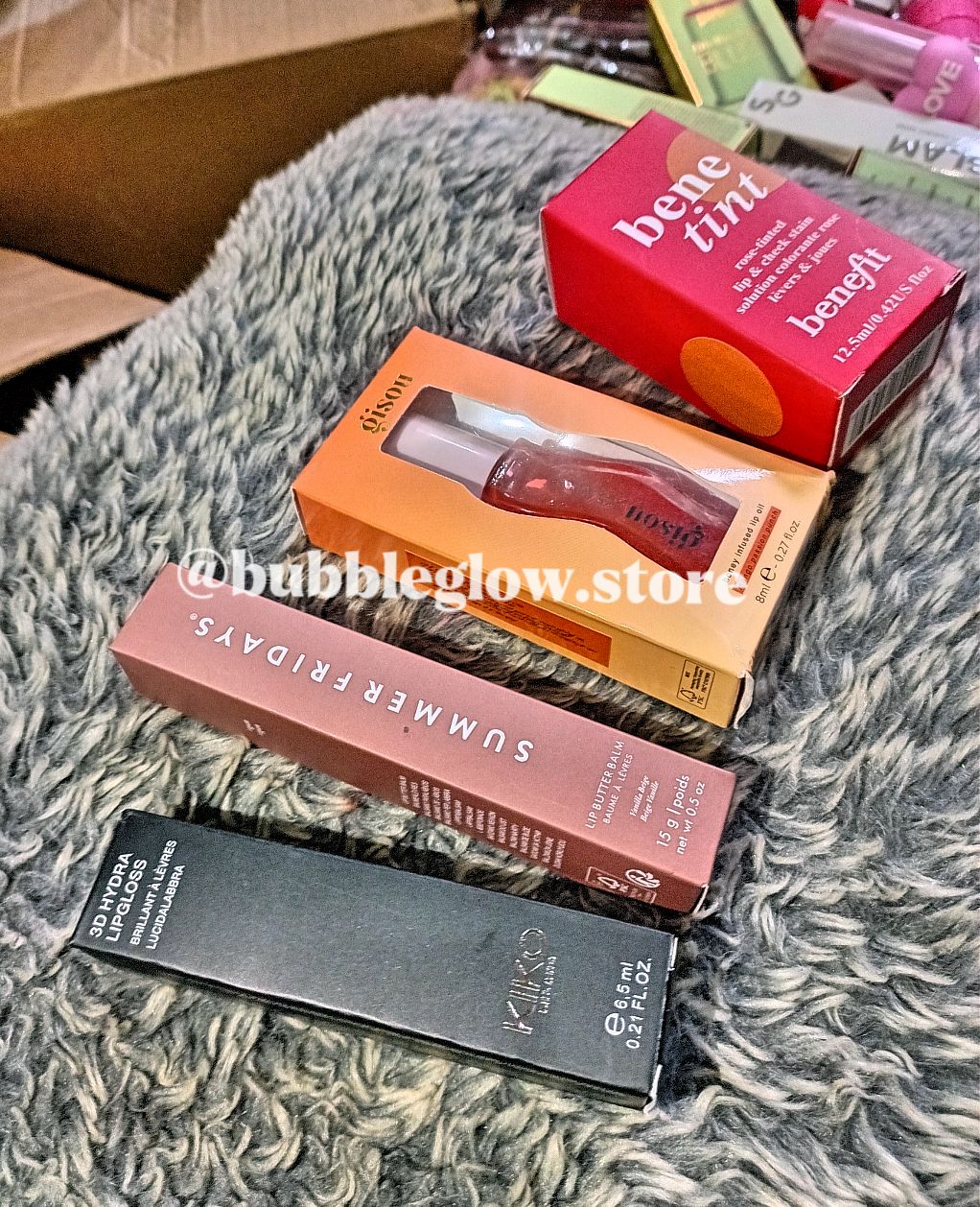 "Glow 4Eva Lip Squad 💖💋".