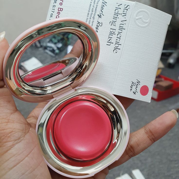 Rare Beauty Vulnerable Cream Blush – Lightweight Natural Long Lasting Glow
