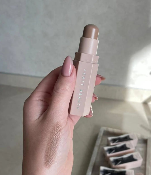 Fenty Beauty Contour Crayon Stick – Creamy, Blendable & Natural Definition
