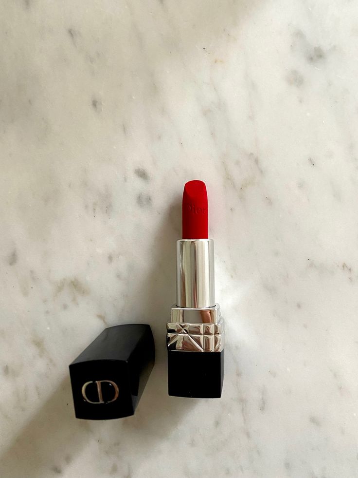 Dior Lipstick – Luxurious Color & Long-Lasting Comfort