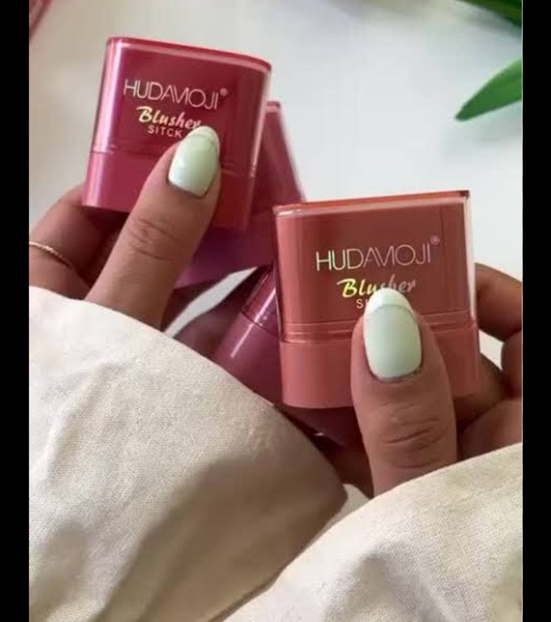 Hudamoji Lip & Cheek Blush Stick – Creamy Tint for a Natural Glow