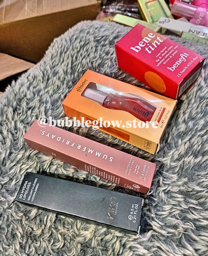 "Glow 4Eva Lip Squad 💖💋".