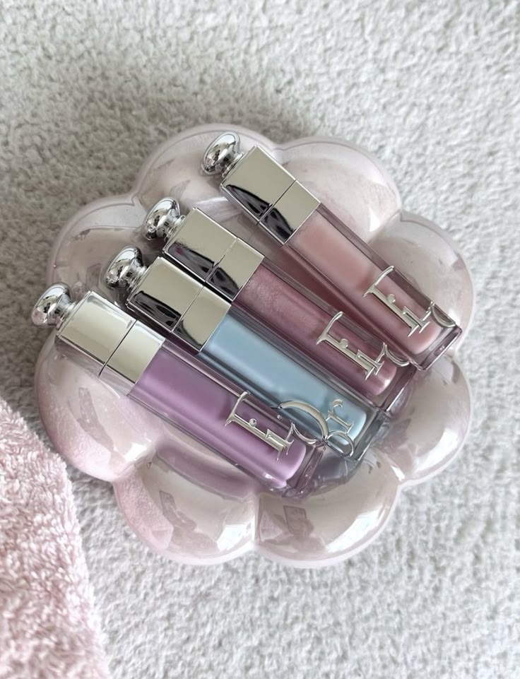 Dior Addict Lip Gloss – High Shine, Hydrating & Plumping Gloss