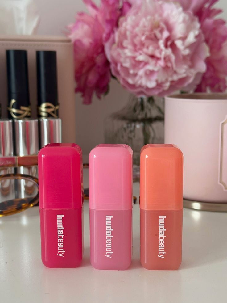 Huda Beauty Liquid Blush – Creamy, Buildable Color for Natural Glow