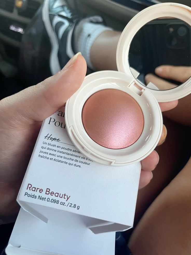 Rare Beauty Soft Pinch Powder Blush – Silky, Buildable & Long-Lasting Color