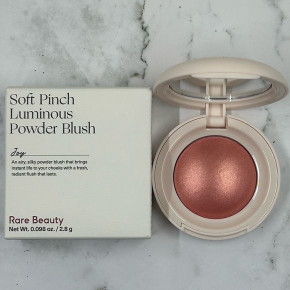 Rare Beauty Soft Pinch Powder Blush – Silky, Buildable & Long-Lasting Color
