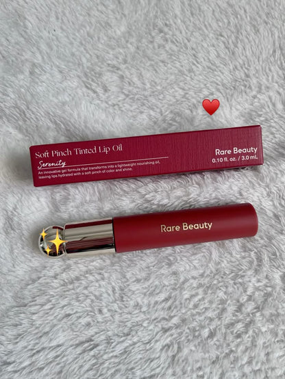 Rare Beauty Stay Vulnerable Gloss – High-Shine & Lightweight Comfort