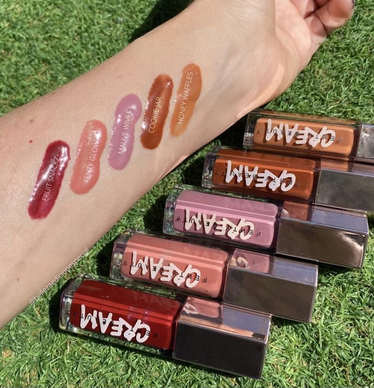 Fenty Beauty Gloss Bomb – Universal Lip Luminizer