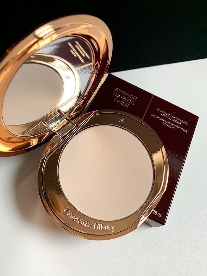 Charlotte Tilbury Airbrush Flawless Finish Face Powder – Smooth & Radiant Skin
