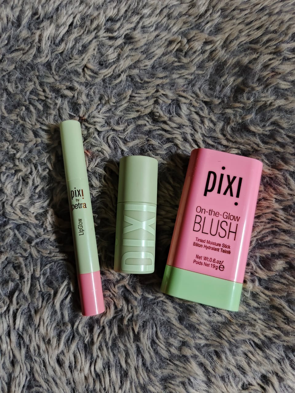 “Pixi Glow Trio ✨ Blush + Lip Glow + Hydra Treat”