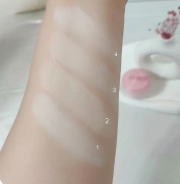 Hudamoji Loose Powder – Soft Matte Finish & Long-Lasting Smooth Look