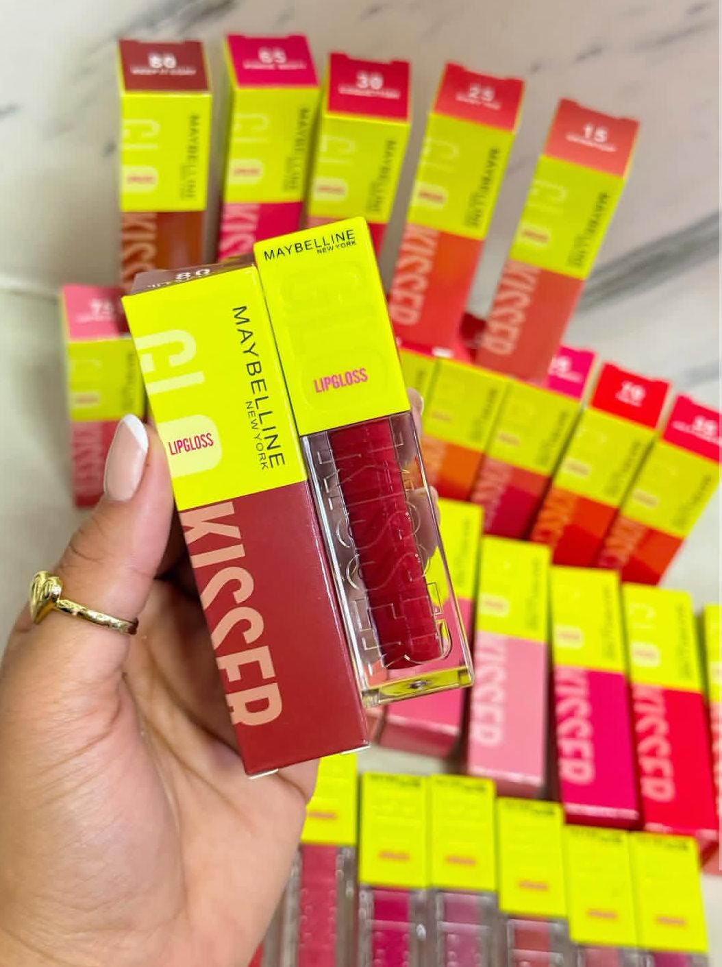 Maybelline Lip Gloss – High Shine Hydrating Formula
