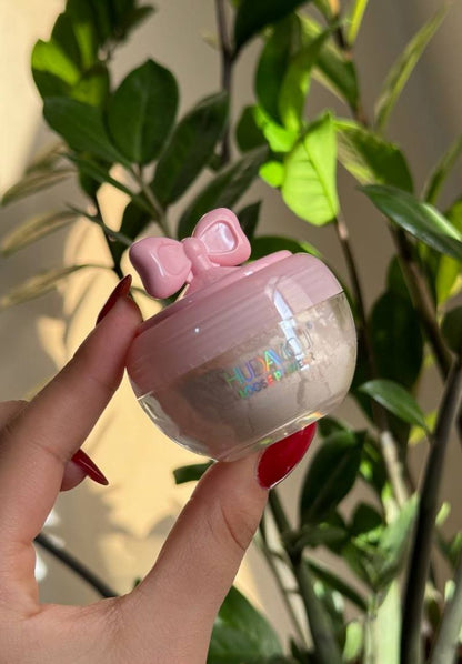 Hudamoji Loose Powder – Soft Matte Finish & Long-Lasting Smooth Look